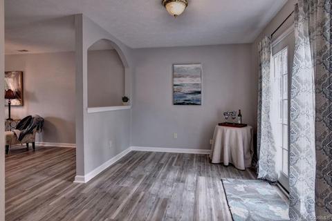 210 Bruton Dr, Williamsburg, VA 23185 photo 5