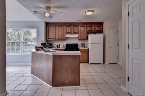 210 Bruton Dr, Williamsburg, VA 23185 photo 7