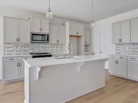 8960 Lavenham Loop, Midlothian, VA 23112 photo 5