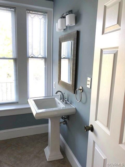 2204 Hanover Ave, Richmond, VA 23220 photo 5