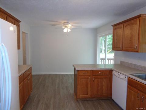 2411 Brookforest Rd, Midlothian, VA 23112 photo 7