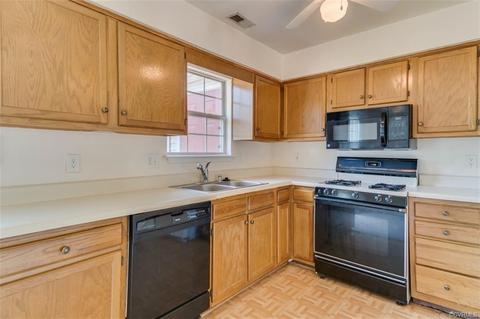 7 Tall Tree Pl, Hampton, VA 23666 photo 10