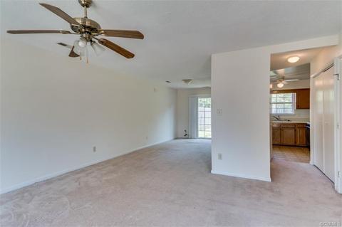 7 Tall Tree Pl, Hampton, VA 23666 photo 6