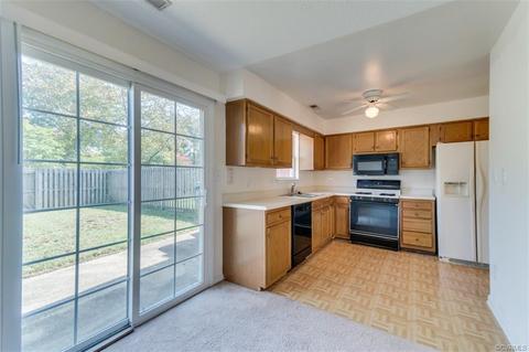 7 Tall Tree Pl, Hampton, VA 23666 photo 12
