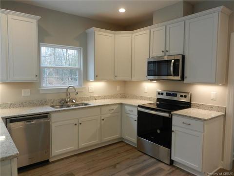 7844 Patriots Way E, Gloucester, VA 23061 photo 14