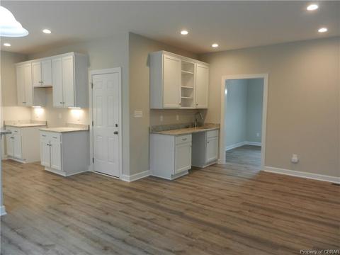 7844 Patriots Way E, Gloucester, VA 23061 photo 9