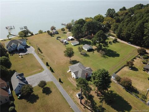 5427 Ark Rd, Gloucester, VA 23061 photo 1