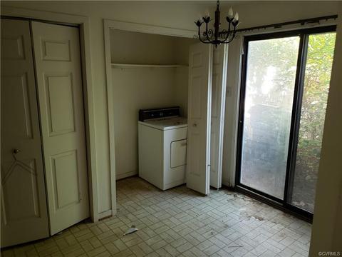 1306 Sycamore Square Dr, Midlothian, VA 23113 photo 3