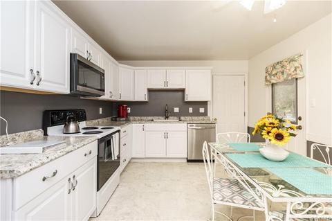 1508 Austin Rd, Chester, VA 23836 photo 10