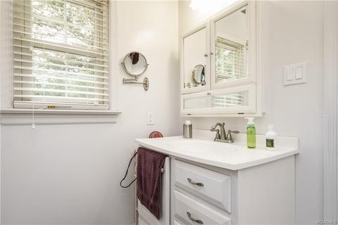 1508 Austin Rd, Chester, VA 23836 photo 18