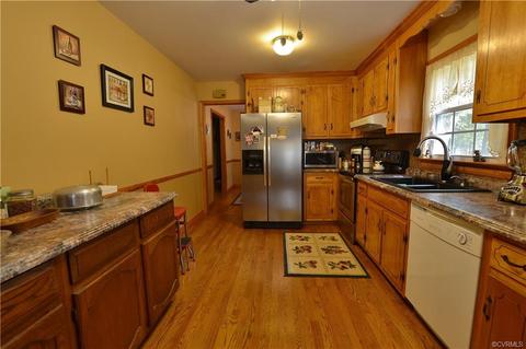398 Midway Ln, Aylett, VA 23009 photo 5