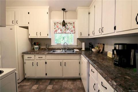 7124 Full Rack, Midlothian, VA 23112 photo 10