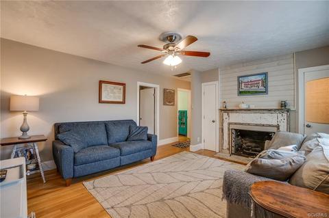 8445 Stumpy Rd, Hanover, VA 23069 photo 3