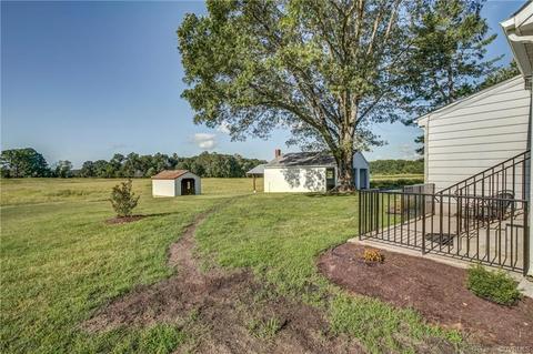 4109 Whitehall Rd, Sandy Hook, VA 23153 photo 7