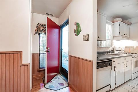 11815 S Briar Patch Dr, Midlothian, VA 23113 photo 9