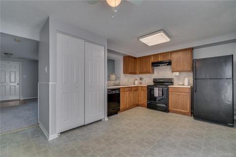 7721 Pomeroy Ct, Henrico, VA 23228 photo 4