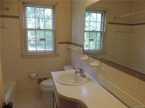 11916 Deerhurst Dr, Midlothian, VA 23113 photo 13