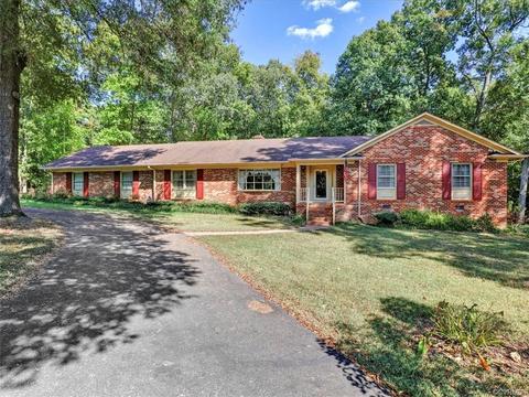 13337 Queensgate Rd, Midlothian, VA 23114 photo 1