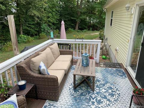 310 Dixie Dr, Dutton, VA 23050 photo 2