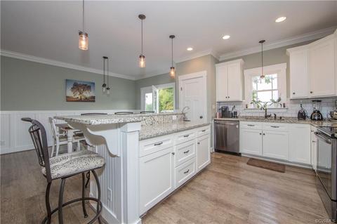 584 Paddock Ln, Louisa, VA 23093 photo 6