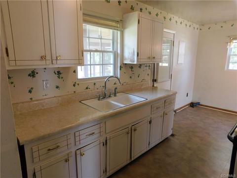 236 Twin Pine Rd, Sandston, VA 23150 photo 8