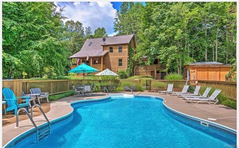 3990 Whitehall Rd, Sandy Hook, VA 23153 photo 1
