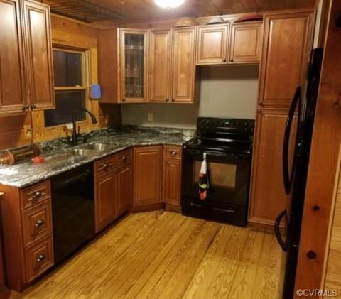 3990 Whitehall Rd, Sandy Hook, VA 23153 photo 3