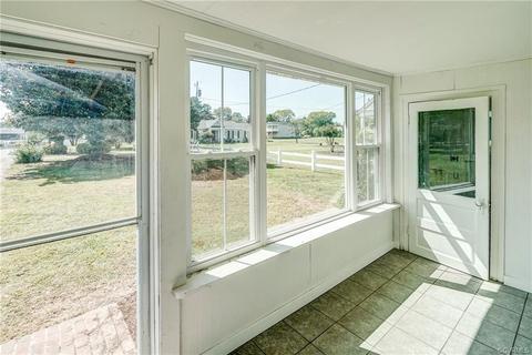 111 John E Wright Dr, Deltaville, VA 23043 photo 13
