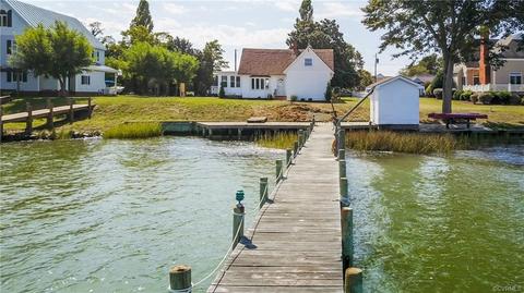 111 John E Wright Dr, Deltaville, VA 23043 photo 9
