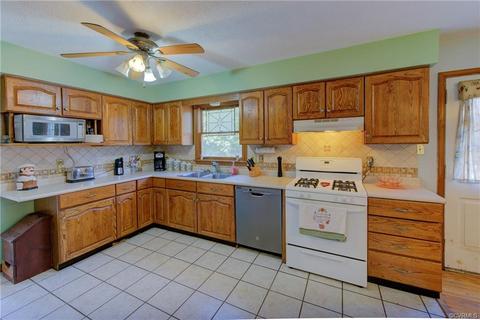 59 W Chapel Dr, Bumpass, VA 23024 photo 7