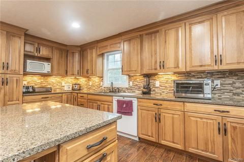 4005 Jack Flash Ln, Sutherland, VA 23885 photo 12