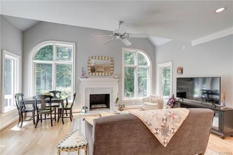 47 E Square Ln, Goochland, VA 23238 photo 19
