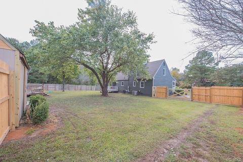 4703 Edrie Dr, Sutherland, VA 23885 photo 4