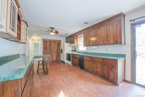 4703 Edrie Dr, Sutherland, VA 23885 photo 14