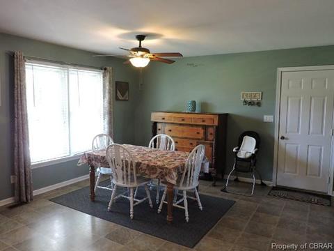 6727 Kimberly Dr, Gloucester, VA 23061 photo 4