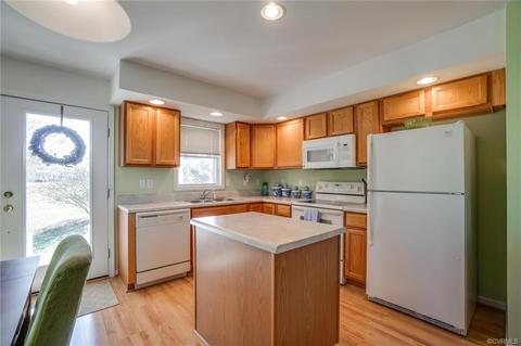 174 Landing Dr, Lancaster, VA 22503 photo 33