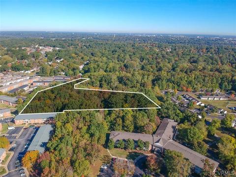 700 W 44th St, Richmond, VA 23225