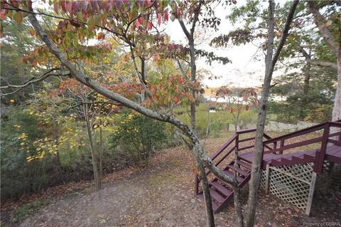 12474 Pine Trl, Gloucester, VA 23061 photo 16