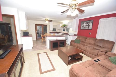12474 Pine Trl, Gloucester, VA 23061 photo 18