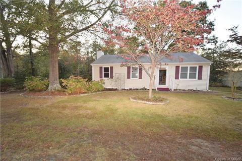 12474 Pine Trl, Gloucester, VA 23061 photo 4