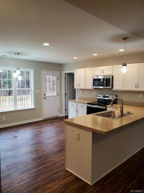 2385 Willowbrook Rd, Bumpass, VA 23024 photo 3