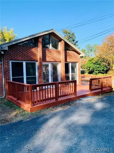 974 Cox Rd, Blackstone, VA 23824 photo 2