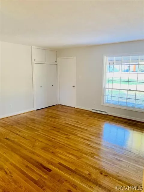 974 Cox Rd, Blackstone, VA 23824 photo 5