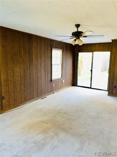 974 Cox Rd, Blackstone, VA 23824 photo 18