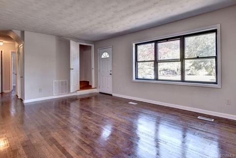 225 Thomas Nelson Ln, Williamsburg, VA 23185 photo 2