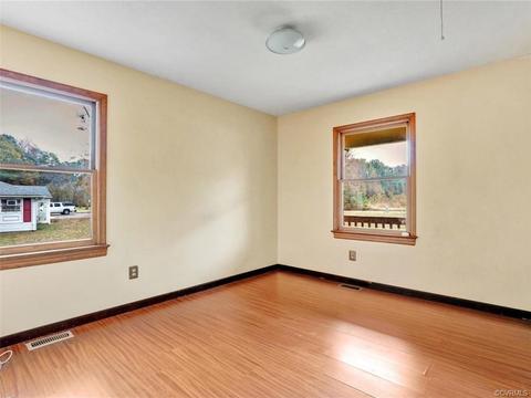 1570 Graves Rd, Sandston, VA 23150 photo 15