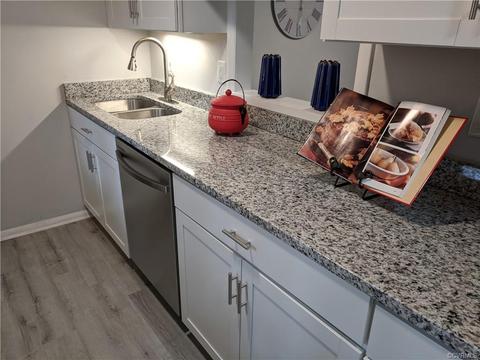 11821 N Briar Patch Dr, Midlothian, VA 23113 photo 6