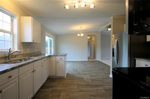 10149 E High St, Wakefield, VA 23888 photo 12