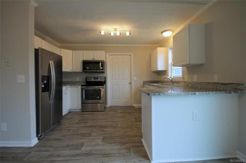 10149 E High St, Wakefield, VA 23888 photo 8