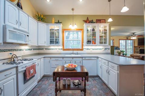 30 Lancaster Rd, King William, VA 23086 photo 3